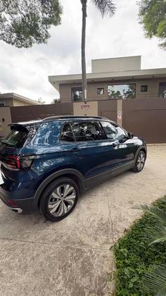 VOLKSWAGEN T-CROSS 1.0 200 TSI TOTAL FLEX COMFORTLINE AUTOMÁTICO VOLKSWAGEN T-CROSS 1.0 200 TSI TOTAL FLEX COMFORTLINE AUTOMÁTICO